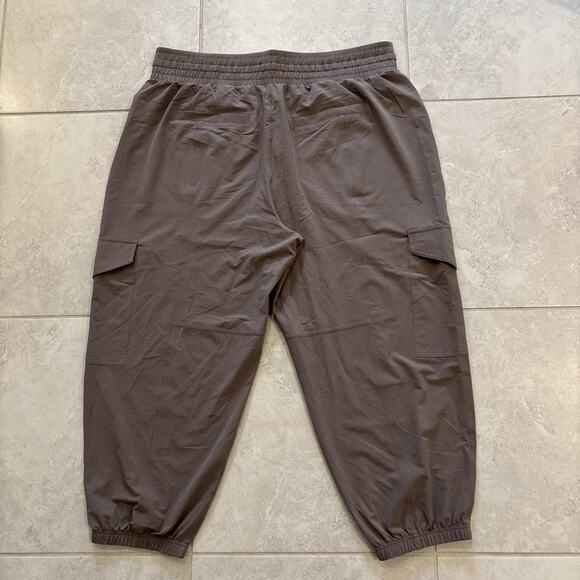 Spanx Casual Fridays Cargo Jogger in Smoke Pants Women’s Sz 2XL Petite NWT - Picture 9 of 9